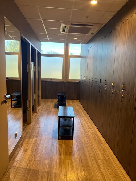 Bureau dans Marseille à louer - Photo de l’immeuble – Image 3 sur 7