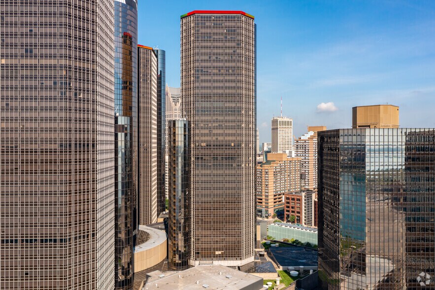 200 Renaissance Ctr, Detroit, MI à louer - Photo de l’immeuble – Image 2 sur 8