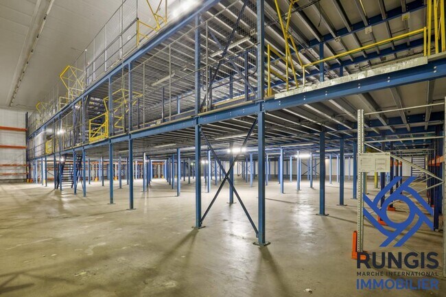 Plus de détails pour Industriel/Logistique à louer