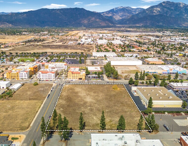 5151 Arrow hwy, Montclair, CA à vendre - Photo principale – Image 1 sur 5