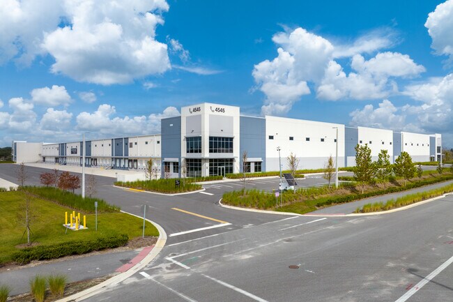 Plus de détails pour 4545 Portier Blvd, Orlando, FL - Industriel/Logistique à louer