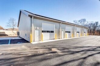 77 Queens Ln, East Hampton, NY à louer Photo de l’immeuble– Image 1 sur 7