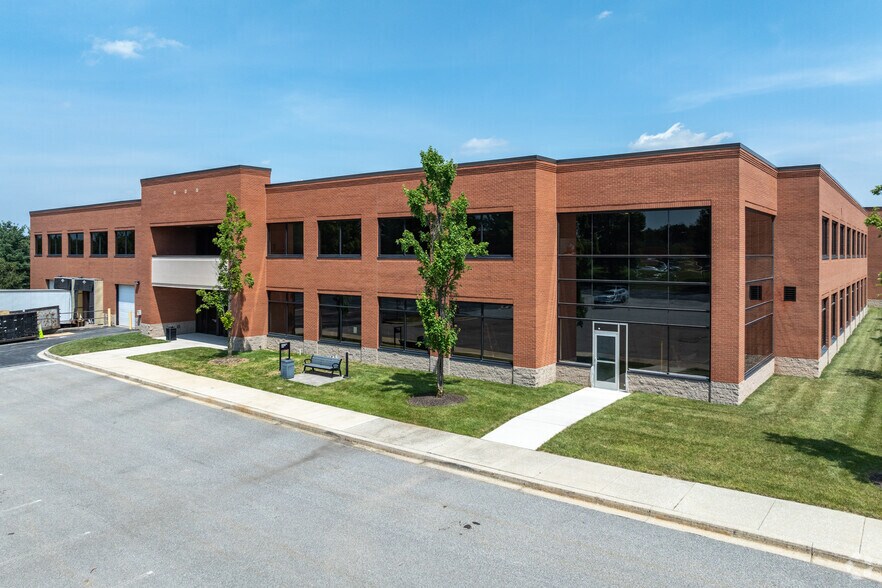 7000 Columbia Gateway Dr, Columbia, MD à louer - Photo de l’immeuble – Image 3 sur 5