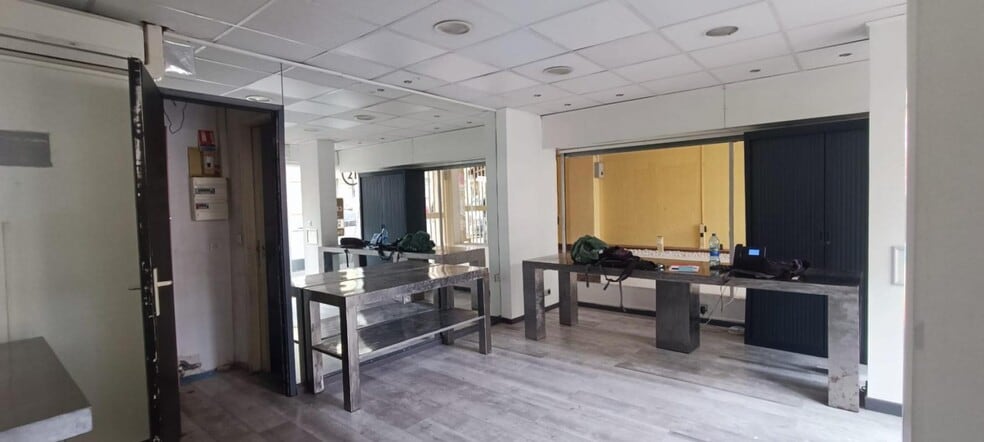 Local commercial dans Cannes à louer - Photo de l’immeuble – Image 3 sur 7