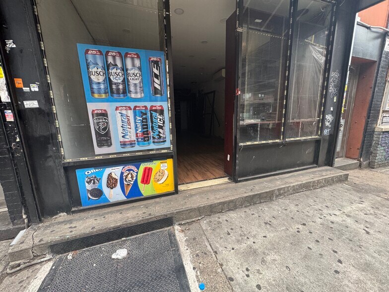 1007 Broadway, Brooklyn, NY à louer - Photo de l’immeuble – Image 3 sur 5
