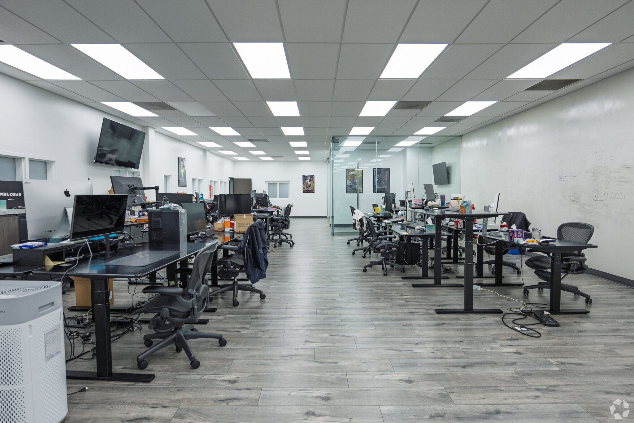 223 N Harbor Blvd, Fullerton, CA à louer Photo intérieure– Image 1 sur 2