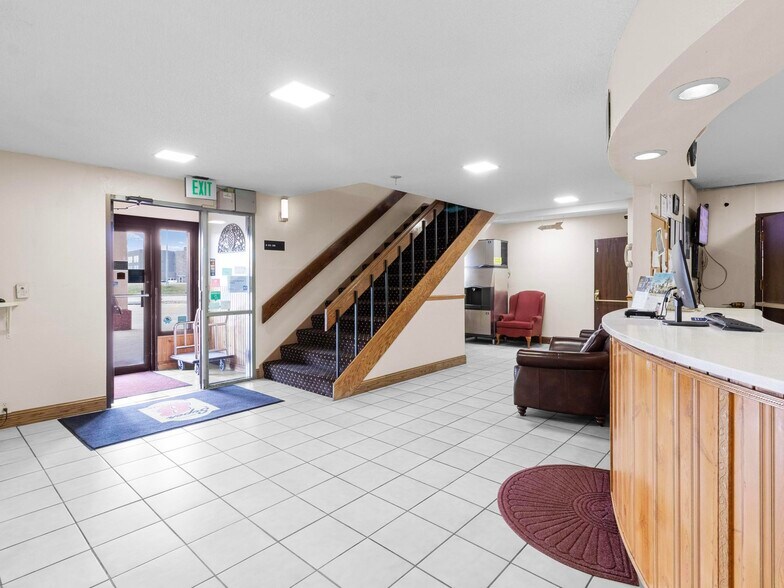 500 E A St, Ogallala, NE à vendre - Photo de l’immeuble – Image 3 sur 26