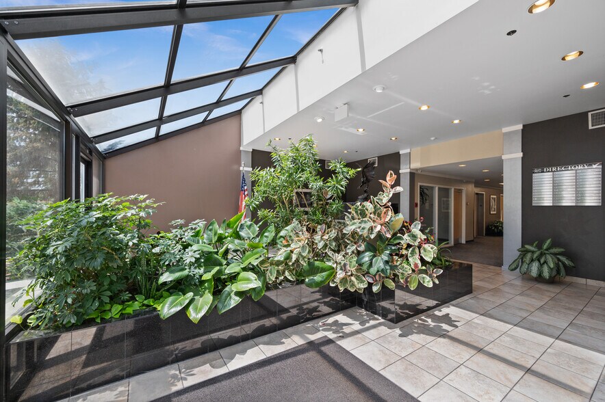4505 Wasatch Blvd, Salt Lake City, UT à louer - Photo de l’immeuble – Image 3 sur 17