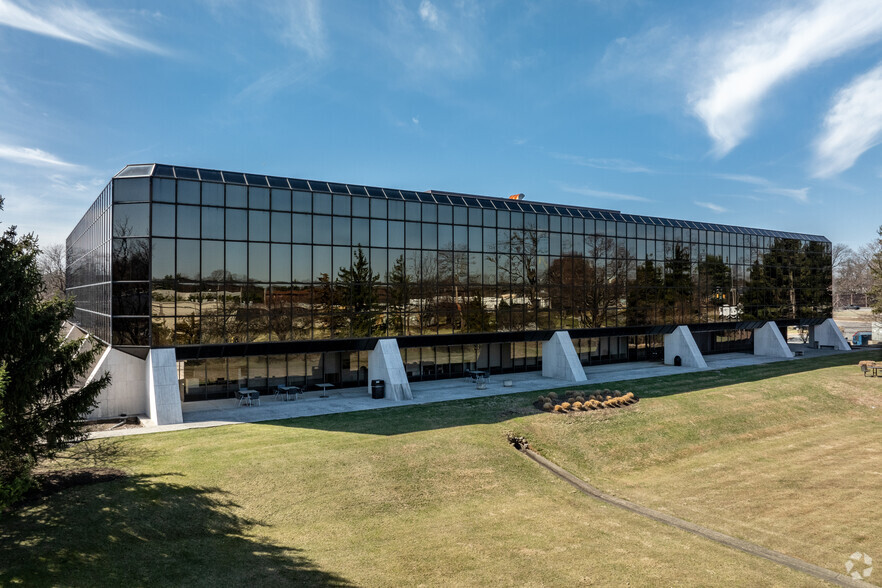 600 Parsippany Rd, Parsippany, NJ à louer - Photo de l’immeuble – Image 3 sur 46