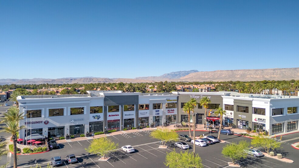 9440 W Sahara Ave, Las Vegas, NV à louer - Photo de l’immeuble – Image 3 sur 9