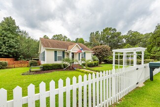 Plus de détails pour 111 Heatley St, Moncks Corner, SC - Bureau à vendre