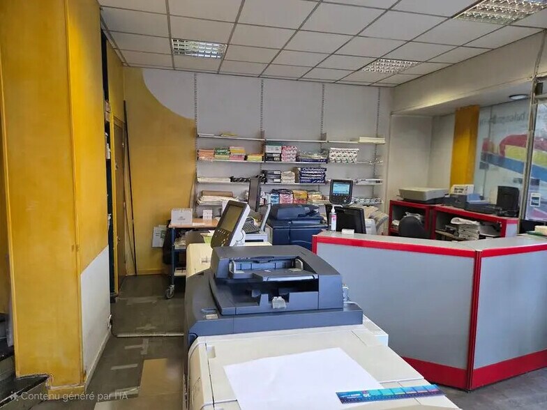 Local commercial dans Paris à louer - Photo de l’immeuble – Image 2 sur 6