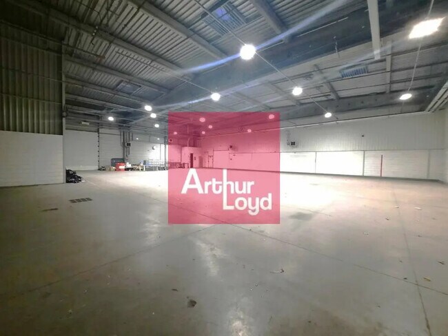 Plus de détails pour Bureau, Industriel/Logistique à louer