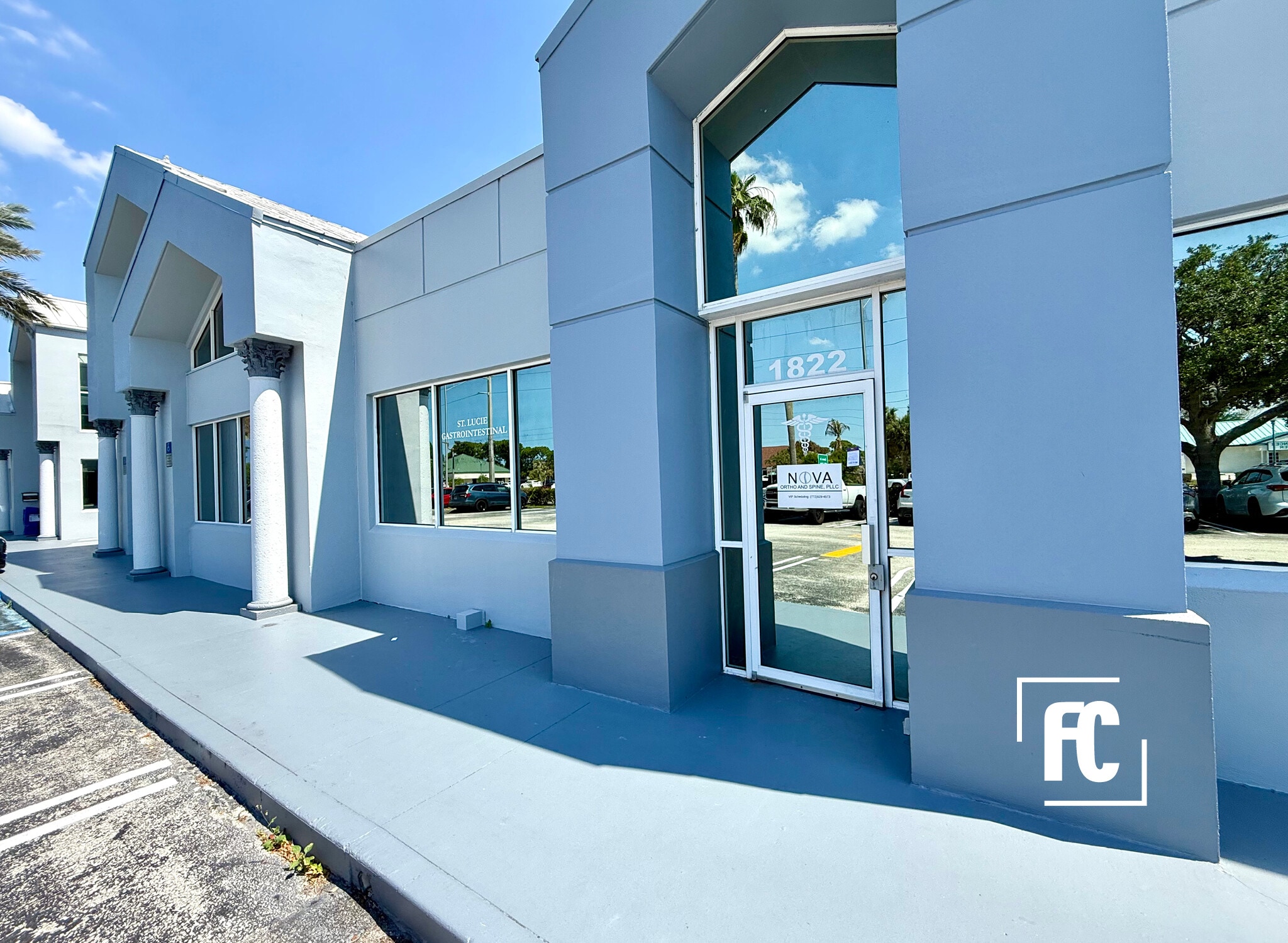 1800-1900 SE Port Saint Lucie Blvd, Port Saint Lucie, FL à louer Photo de l’immeuble– Image 1 sur 15
