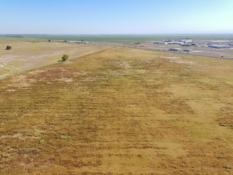 2971 California 45, Colusa, CA à vendre - Photo de l’immeuble – Image 2 sur 6