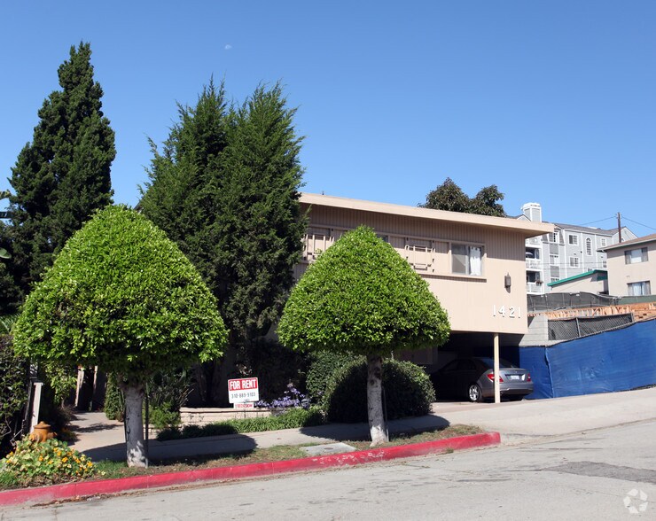 1421 Barry Ave, Los Angeles, CA à vendre - Photo de l’immeuble – Image 2 sur 3