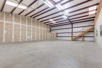 6115 FM 762 Rd, Richmond, TX à louer Photo intérieure– Image 2 sur 5