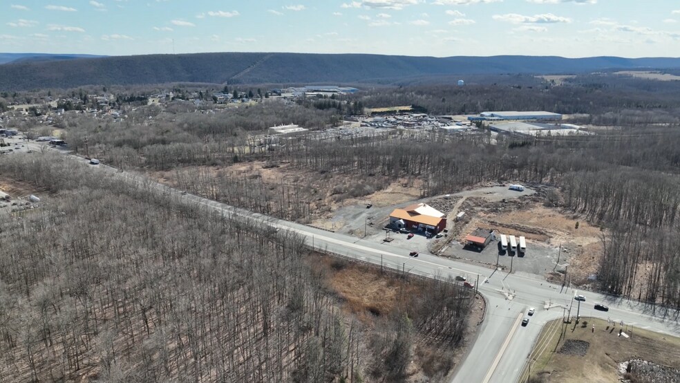 Claremont Avenue, Tamaqua, PA à vendre - Aérien – Image 2 sur 3