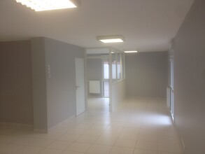 6 Rue Victor De Laprade, Lyon à louer Photo intérieure– Image 1 sur 2
