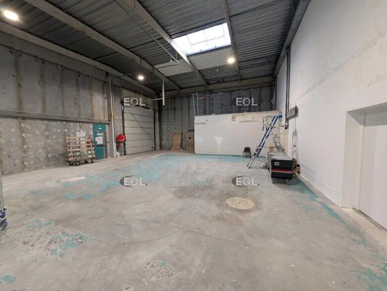 Local d’activités dans Ivry-sur-Seine à louer - Photo intérieure – Image 3 sur 9