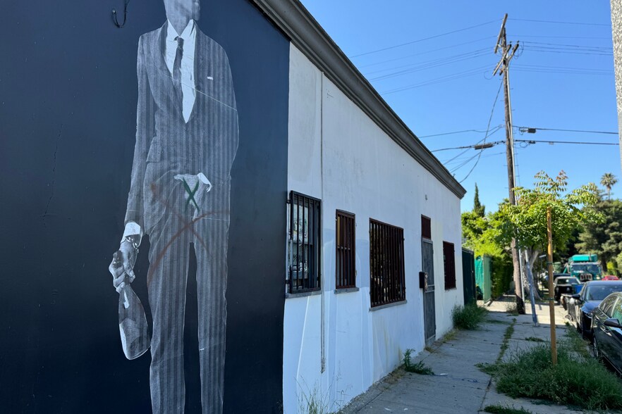 5370-5376 W Adams Blvd, Los Angeles, CA à louer - Photo de l’immeuble – Image 3 sur 8