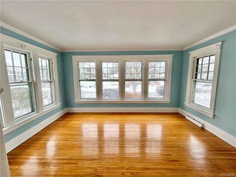 510 Tacoma Ave, Buffalo, NY à vendre - Photo de l’immeuble – Image 2 sur 22