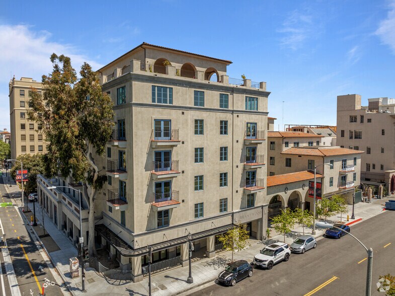 88 N Oakland Ave, Pasadena, CA à louer - Photo de l’immeuble – Image 2 sur 14
