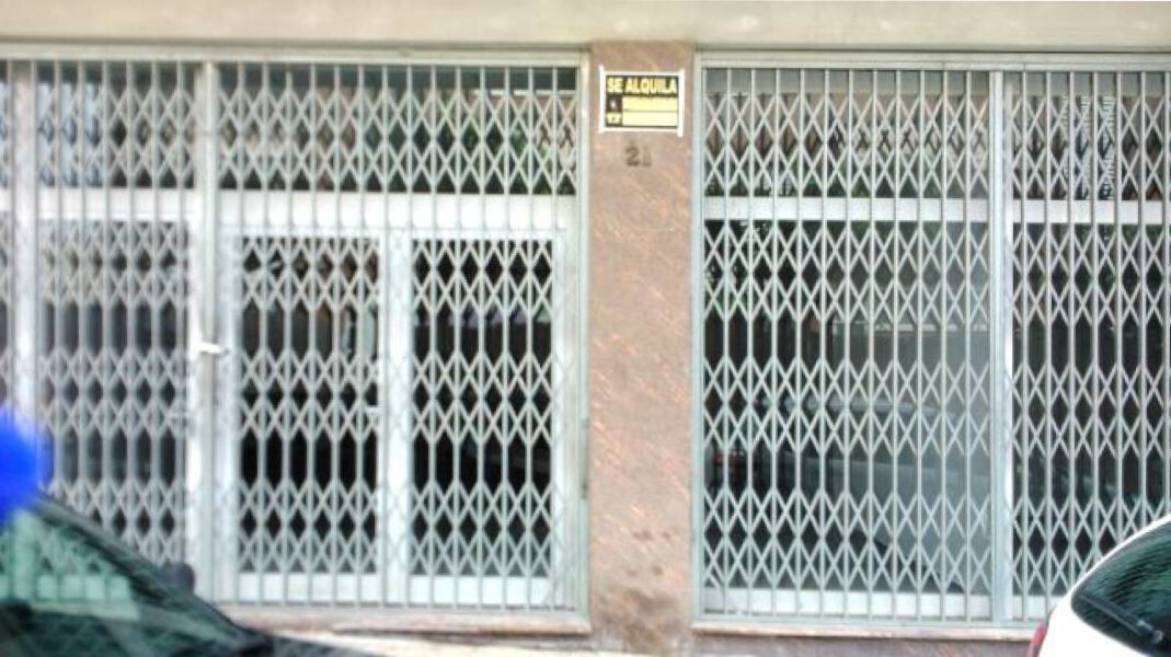 Local commercial dans Esparreguera, Barcelona à louer Photo de l’immeuble– Image 1 sur 3