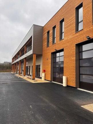 Plus de détails pour Bureau, Local d'activités à louer