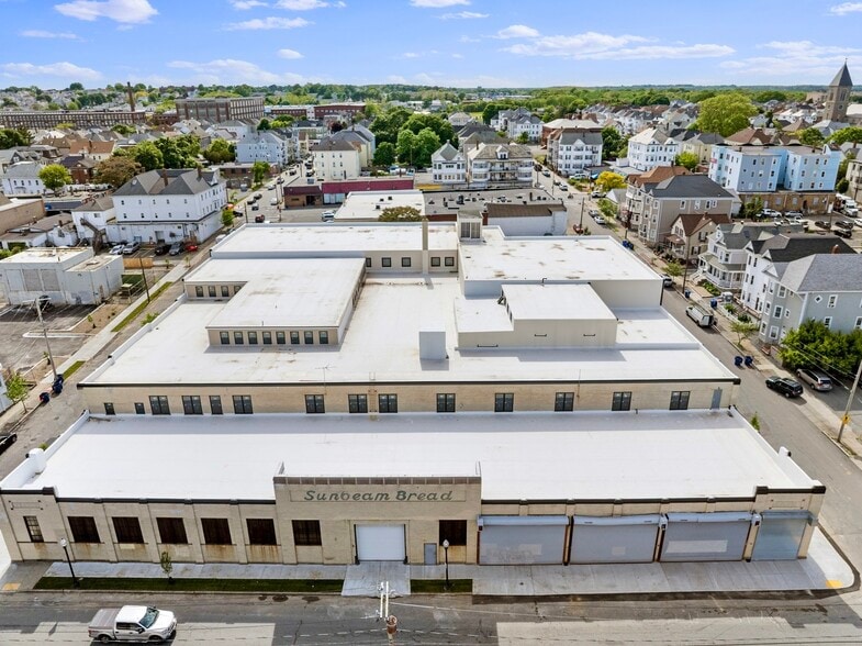 229 Coffin Ave, New Bedford, MA à louer - Aérien – Image 1 sur 15