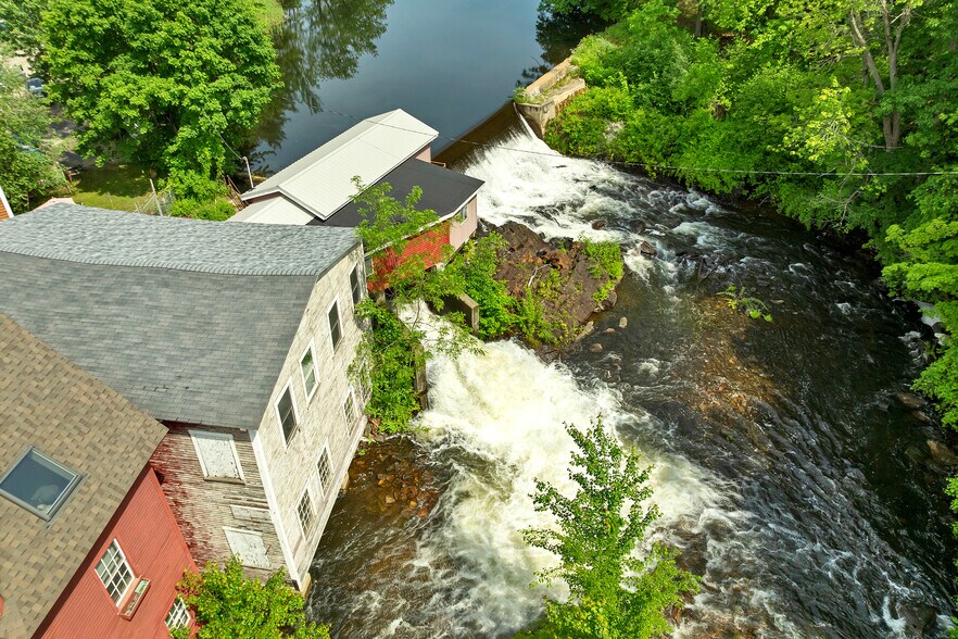 22 Main St, Ashland, NH à vendre - Photo de l’immeuble – Image 3 sur 41