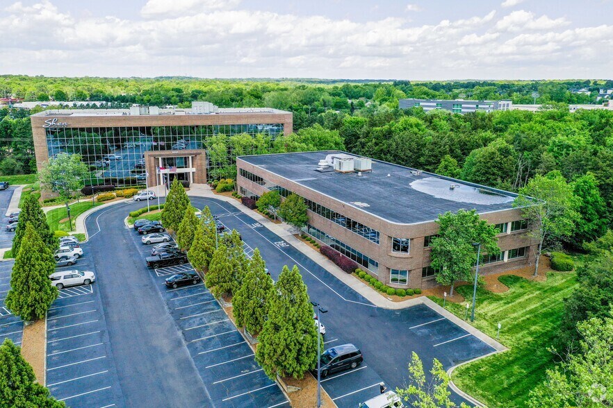 8000 Corporate Center Dr, Charlotte, NC à louer - Aérien – Image 2 sur 2