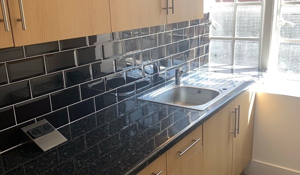 465 Brixton Rd, Londres à louer - Photo intérieure – Image 3 sur 3