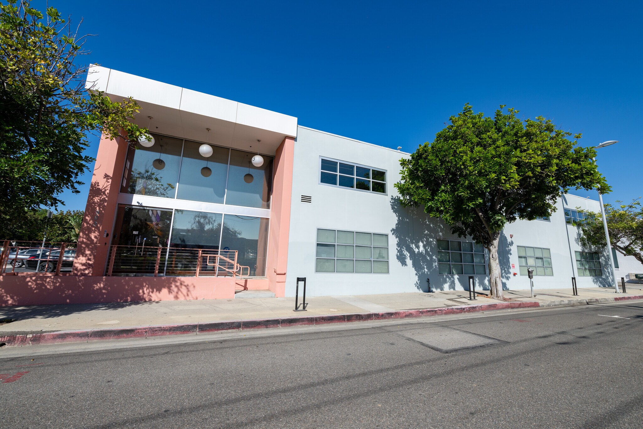 903 Colorado Ave, Santa Monica, CA à vendre Photo de l’immeuble– Image 1 sur 7