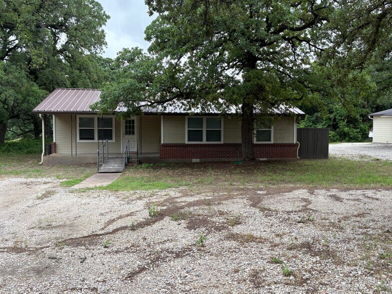 1543 Ranger Hwy, Weatherford, TX à vendre - Photo de l’immeuble – Image 2 sur 8