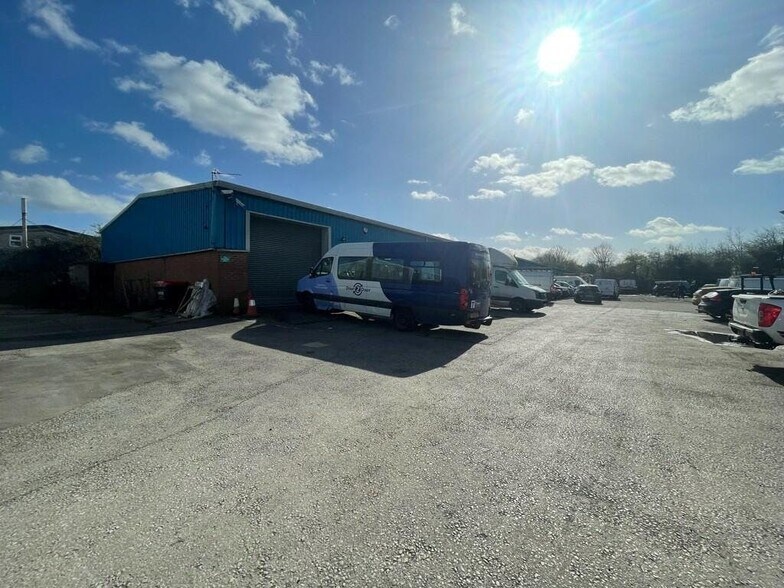 Watch House Ln, Doncaster à louer - Photo de l’immeuble – Image 1 sur 7
