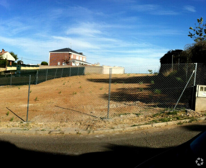 Terrain dans Olías del Rey, Toledo à vendre - Photo principale – Image 1 sur 3