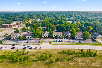 2417 E Skelly Dr, Tulsa, OK - Vue aérienne  vue de carte