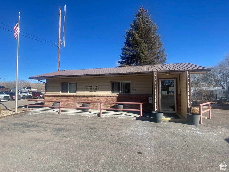 184 Center st, Duchesne, UT à vendre - Photo principale – Image 1 sur 20