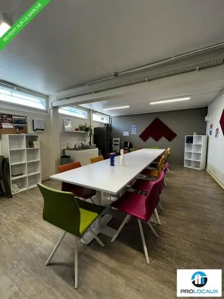 Bureau dans Compiègne à vendre - Photo de l’immeuble – Image 2 sur 12