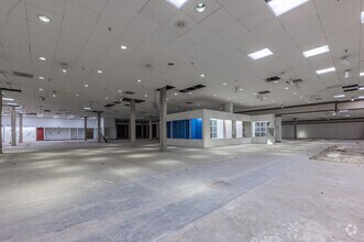 100 Mall Dr, Steubenville, OH à louer Photo intérieure– Image 2 sur 9