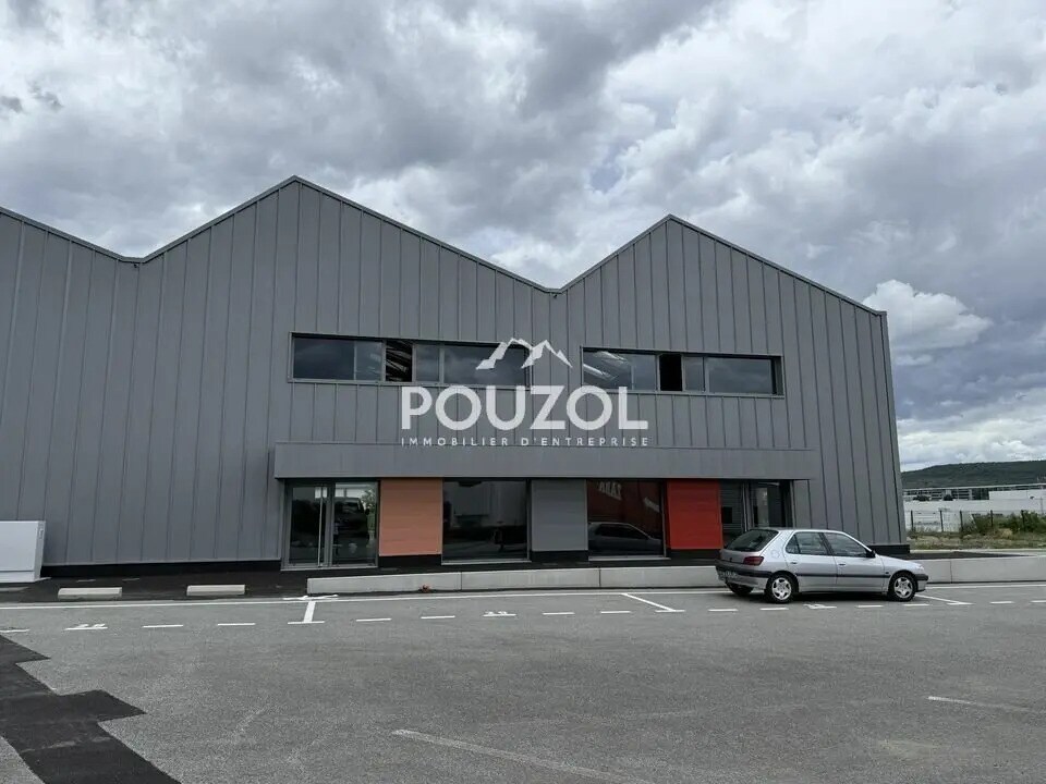 975 Boulevard De L'Europe, Gerzat à louer Photo de l’immeuble– Image 1 sur 10