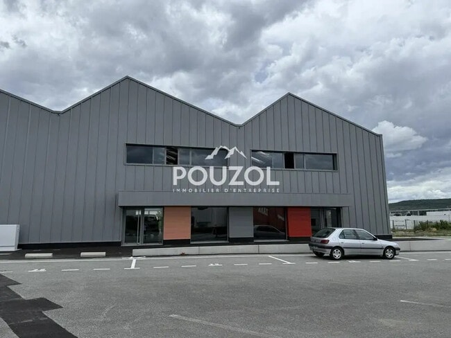 Plus de détails pour 975 Boulevard De L'Europe, Gerzat - Local d'activités à louer