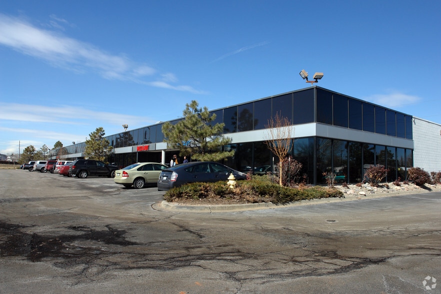 9540 E Jewell Ave, Denver, CO à louer - Photo de l’immeuble – Image 2 sur 5