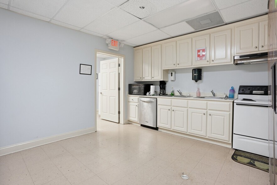 9478 Winding Way Ln, Jonesboro, GA à vendre - Photo de l’immeuble – Image 3 sur 24