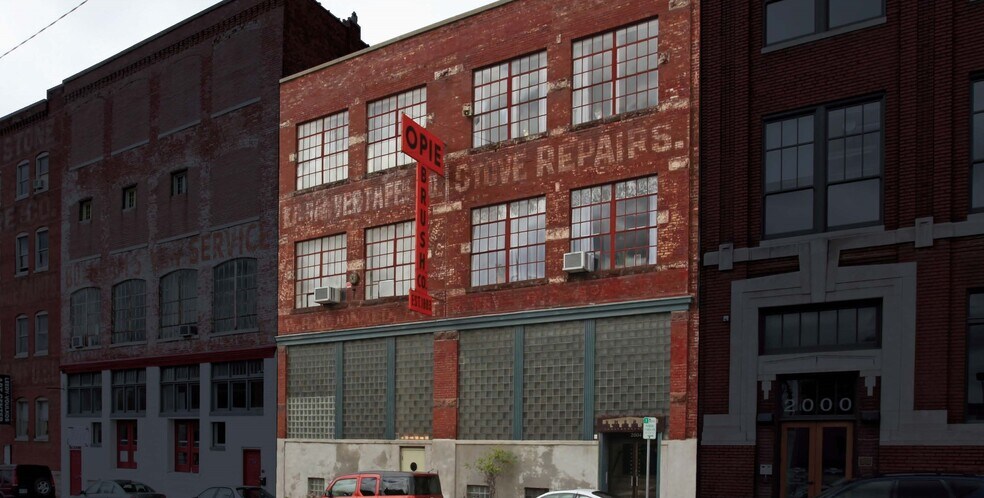 2004 Baltimore Ave, Kansas City, MO à vendre - Photo de l’immeuble – Image 2 sur 7