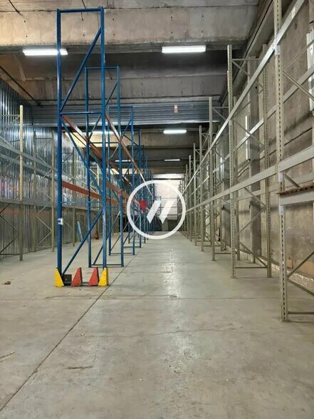 Industriel/Logistique dans Gonesse à louer - Photo de l’immeuble – Image 3 sur 6