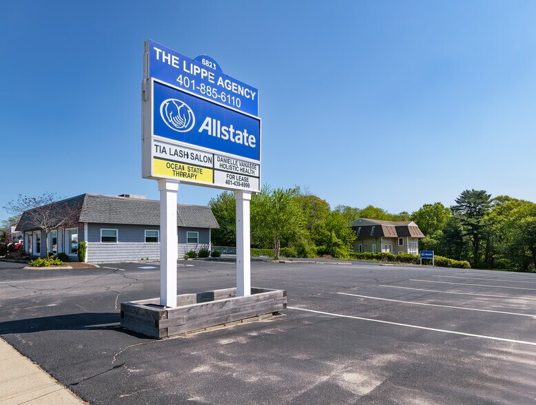 6828 Post Rd, North Kingstown, RI à louer - Photo de l’immeuble – Image 3 sur 8