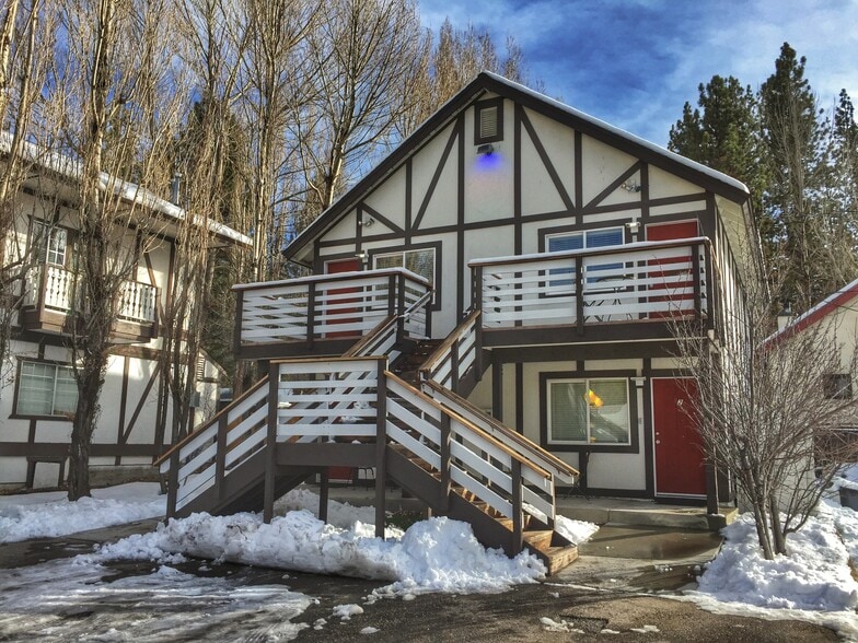 41095 W Big Bear Blvd, Big Bear Lake, CA à vendre - Photo de l’immeuble – Image 3 sur 27