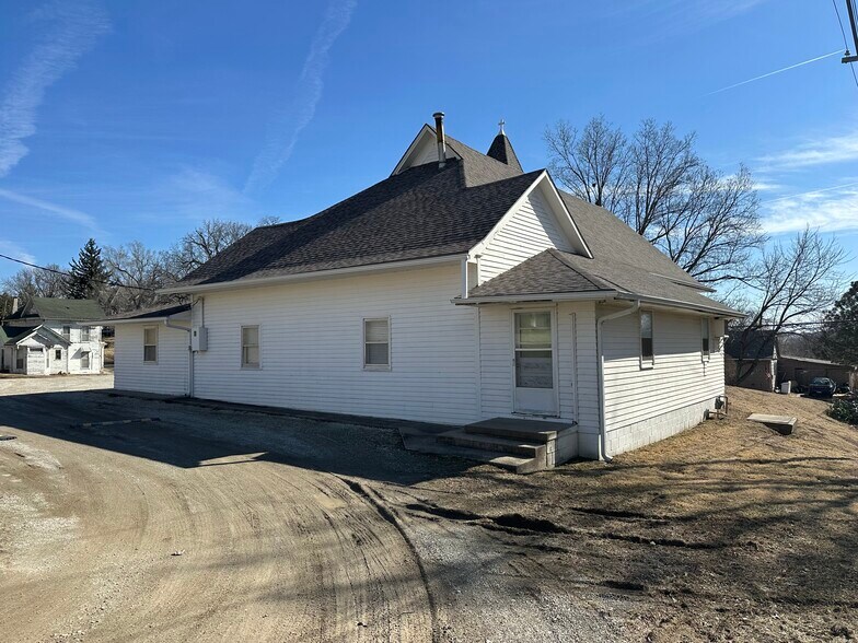 307 E 6th St, Mound City, MO à vendre - Photo de l’immeuble – Image 3 sur 43